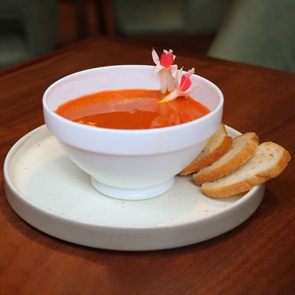 platillo sopa de mariscos oriental